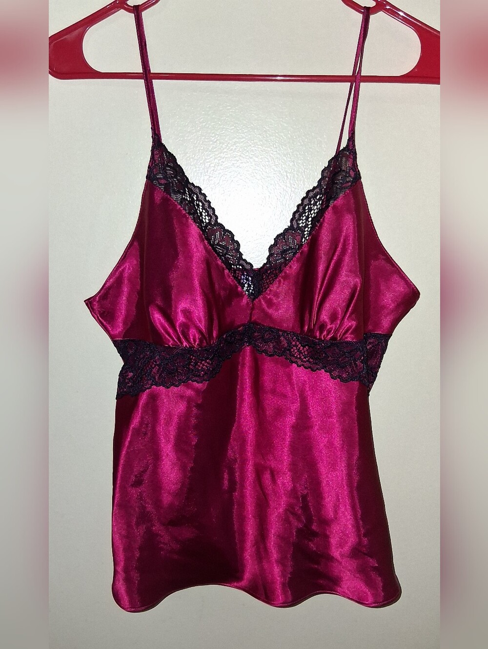Clothes: Women/junior Red & Black Sexy Satin Top (Medium) NWOT